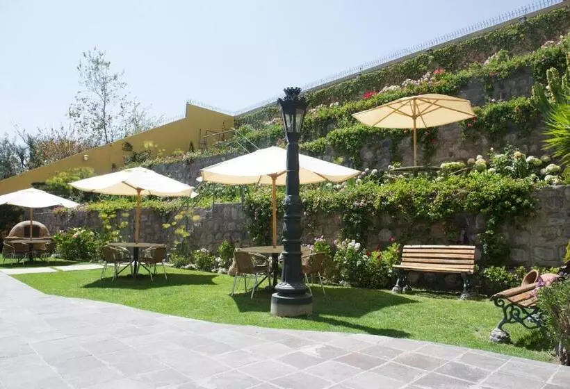 Отель El Cabildo