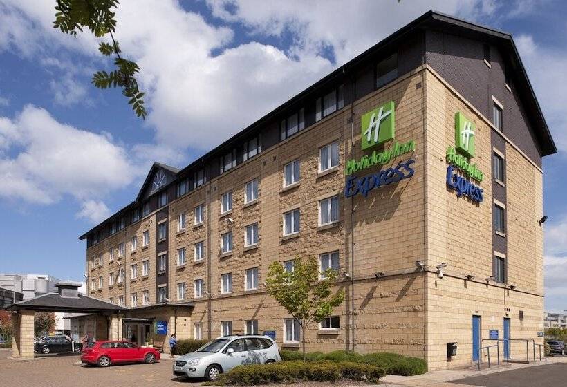 هتل Holiday Inn Express Edinburgh   Leith Waterfront, An Ihg