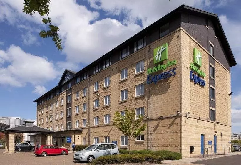 호텔 Holiday Inn Express Edinburgh Leith Waterfront, An Ihg