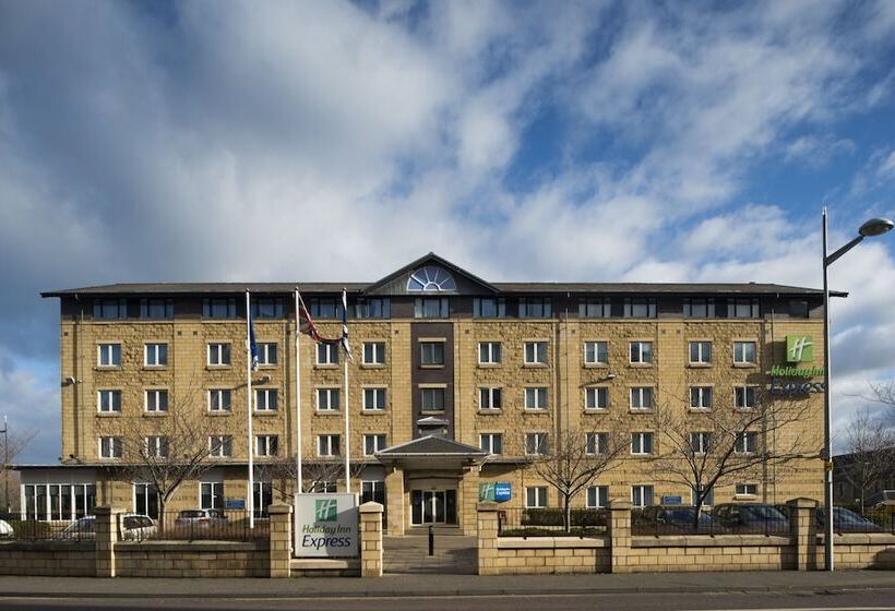 هتل Holiday Inn Express Edinburgh   Leith Waterfront, An Ihg