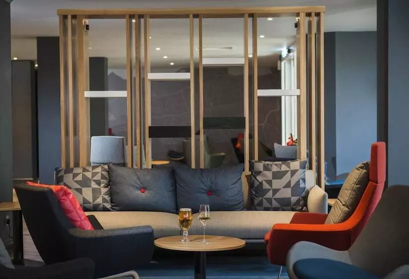 호텔 Holiday Inn Express Edinburgh Leith Waterfront, An Ihg