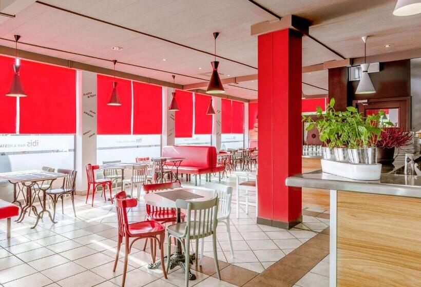 ホテル Ibis Katowice Zabrze