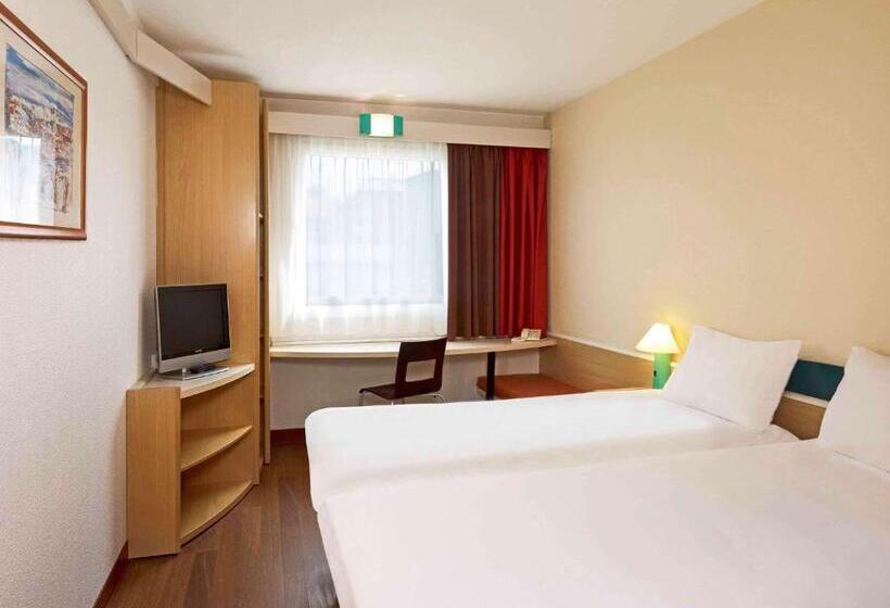 ホテル Ibis Katowice Zabrze