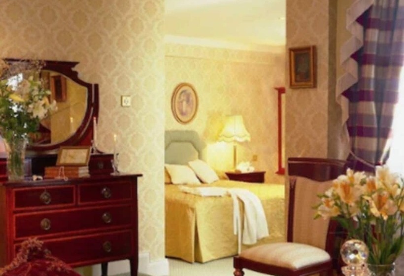 فندق Killarney Royal