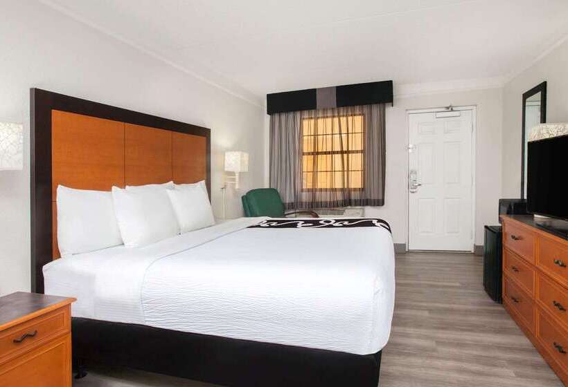 Otel Baymont By Wyndham Fort Myers Central