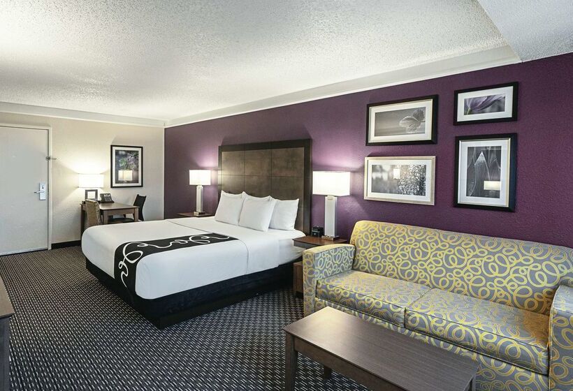 هتل La Quinta By Wyndham Lubbock West Medical Center