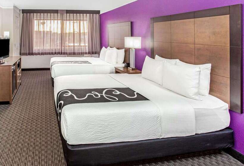 هتل La Quinta By Wyndham Lubbock West Medical Center