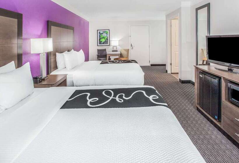 هتل La Quinta By Wyndham Lubbock West Medical Center