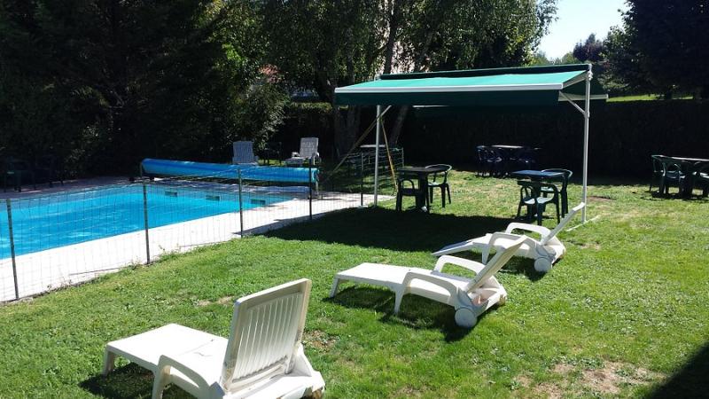 هتل Logis Les Provinciales