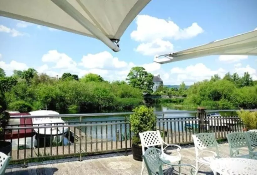 호텔 Lord Bagenal Inn