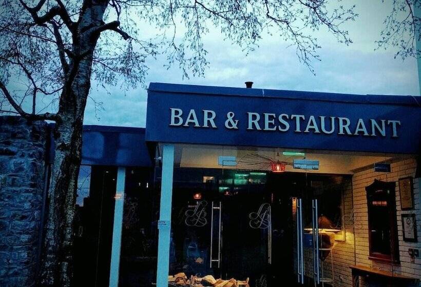 בית מלון כפרי Lord Bagenal Inn