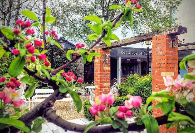 호텔 Lord Bagenal Inn