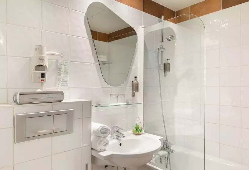 هتل Magenta 38 By Happyculture