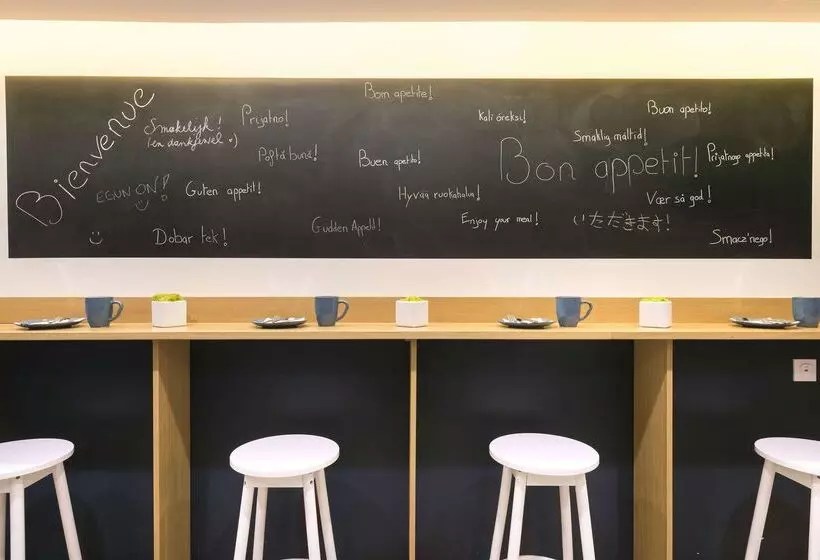 هتل Magenta 38 By Happyculture