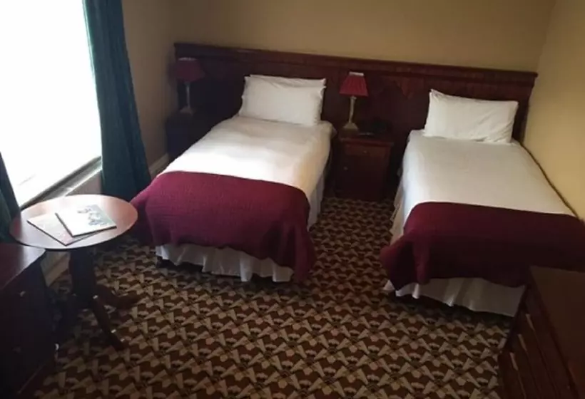 هتل Riverbank House