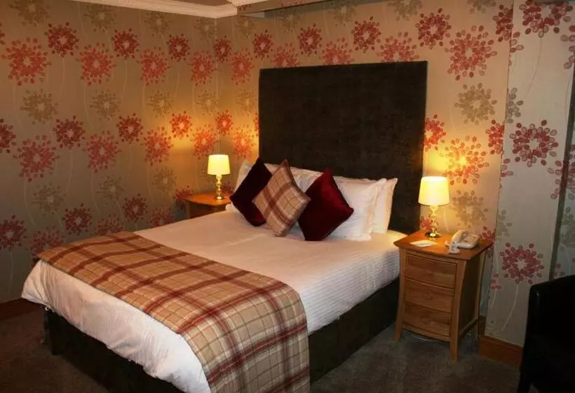 בית מלון כפרי Royal Court