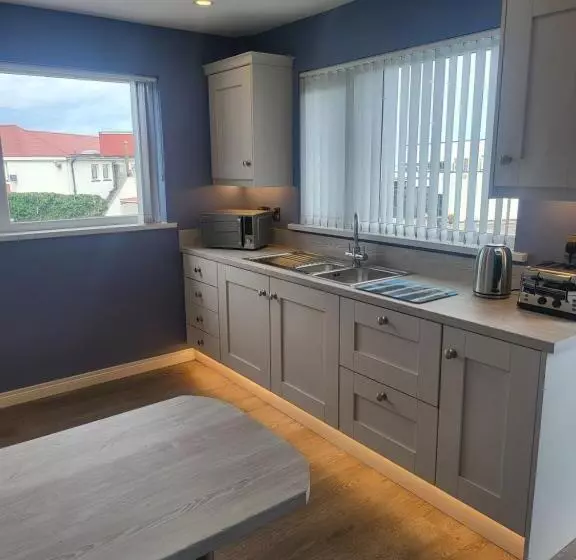 בית מלון כפרי Royal Court