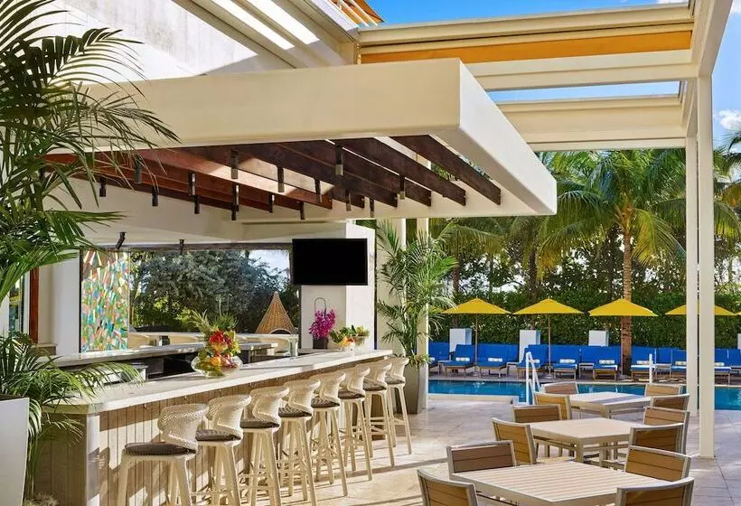 호텔 Royal Palm South Beach Miami, A Tribute Portfolio Resort