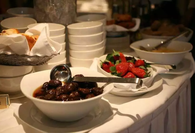 בית מלון כפרי The Fairview Boutique