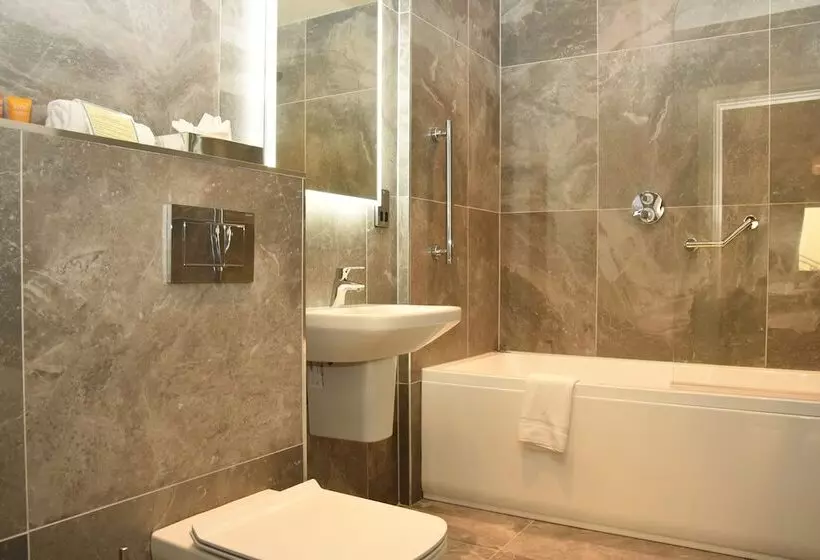 בית מלון כפרי The Fairview Boutique