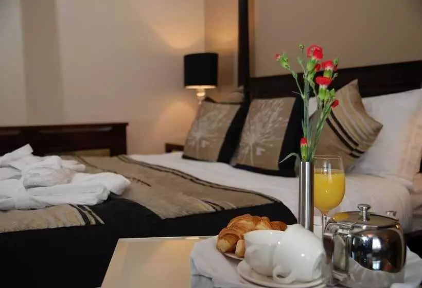 בית מלון כפרי The Fairview Boutique