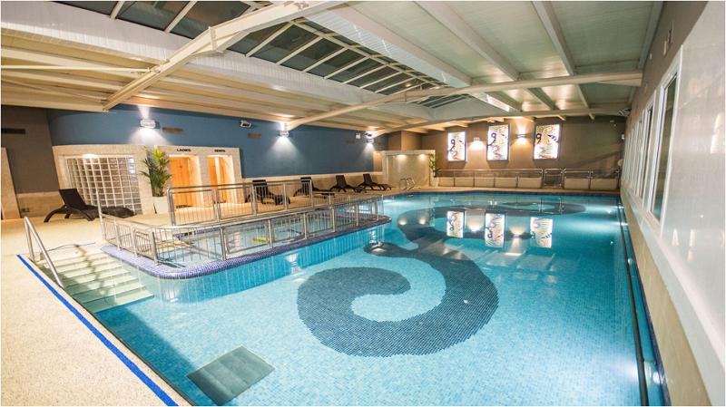 Отель The Riverside Park