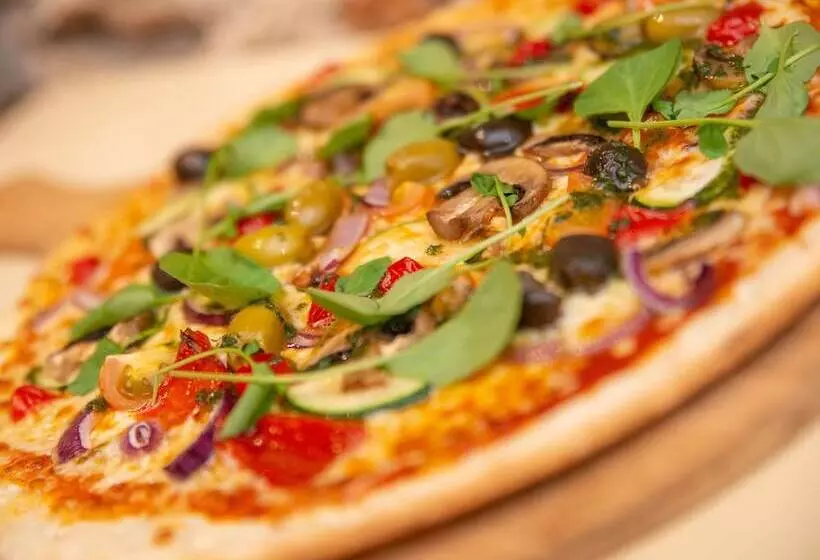 فندق The Riverside Park