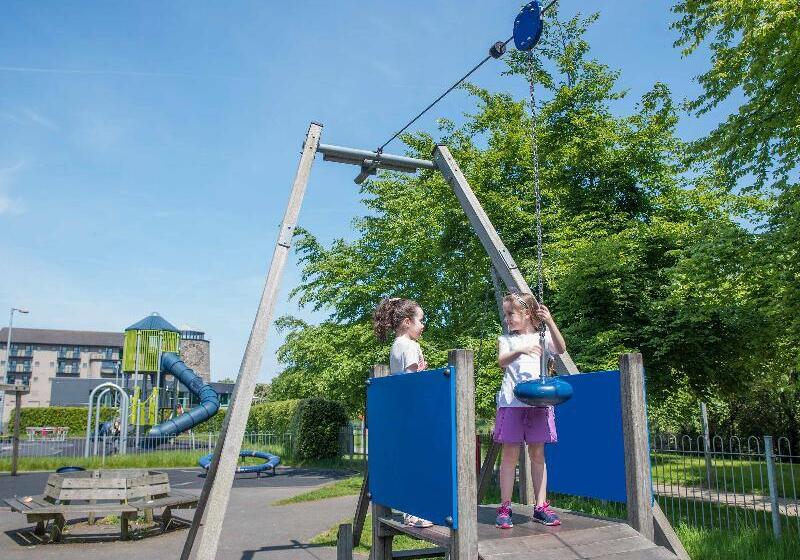 Отель The Riverside Park