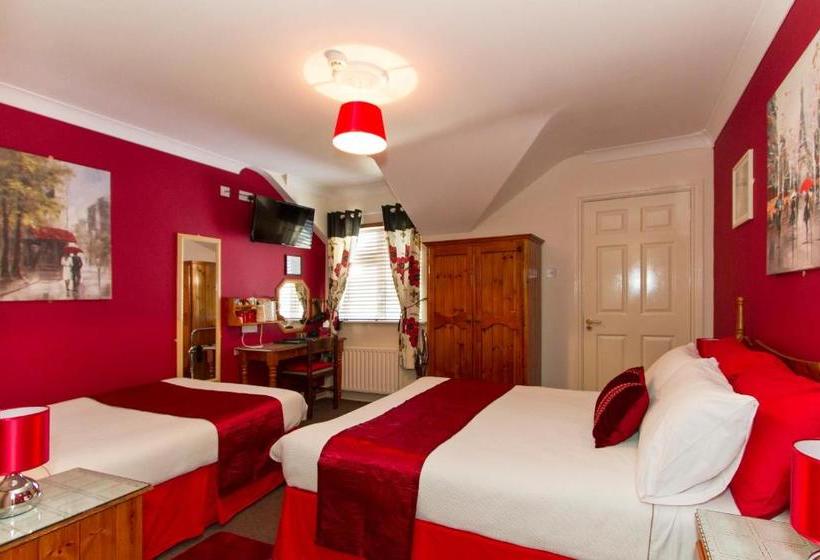 پانسیون Augusta Lodge Guesthouse