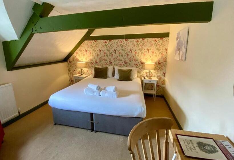 ユースホステル The Lion At West Pennard