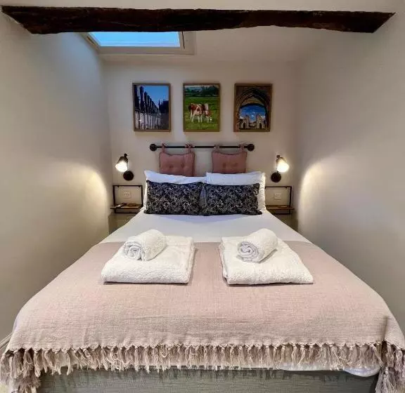 ユースホステル The Lion At West Pennard