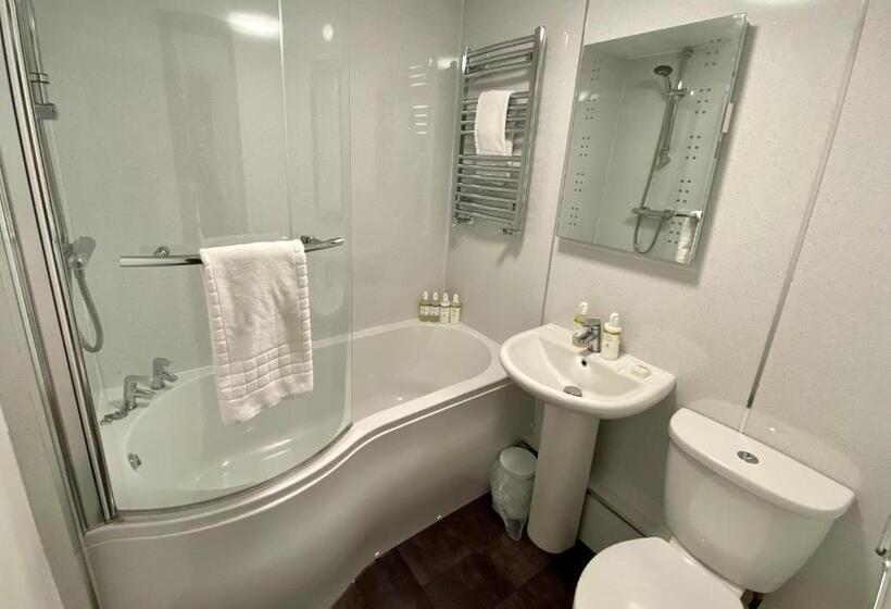 ユースホステル The Lion At West Pennard