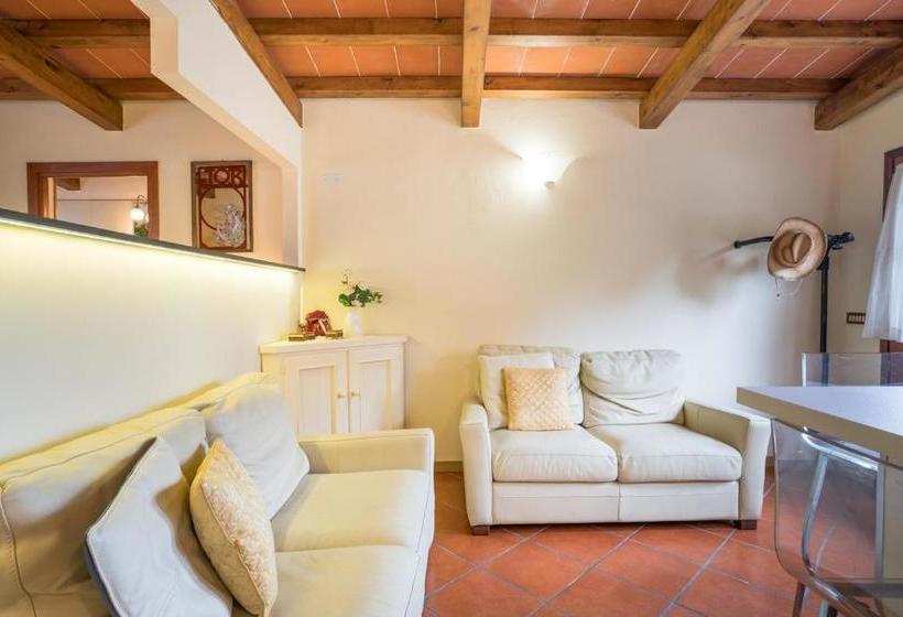 Podere Rosso Baccarà Bed & Breakfast