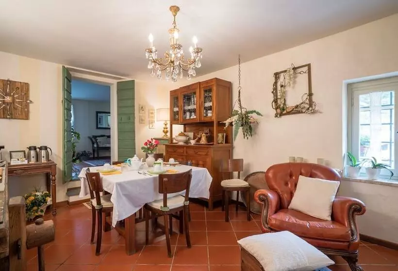 Podere Rosso Baccarà   Bed & Breakfast