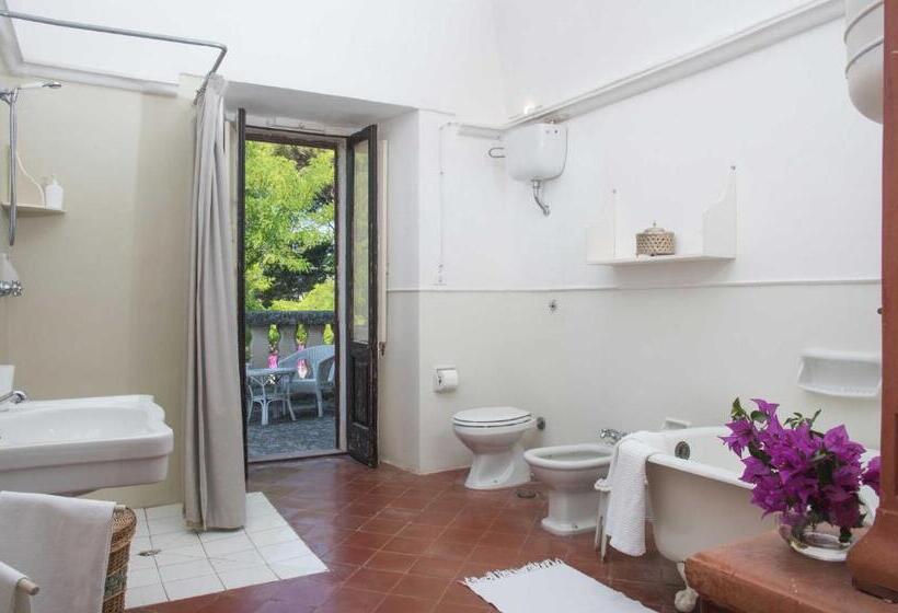 住宿加早餐  Castello Di Casamassella