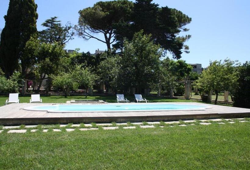 住宿加早餐  Castello Di Casamassella