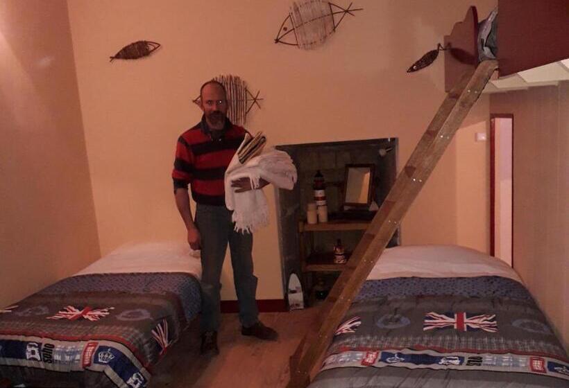 ベッドアンドブレックファースト Chambres D'hôtes Le Forgeron