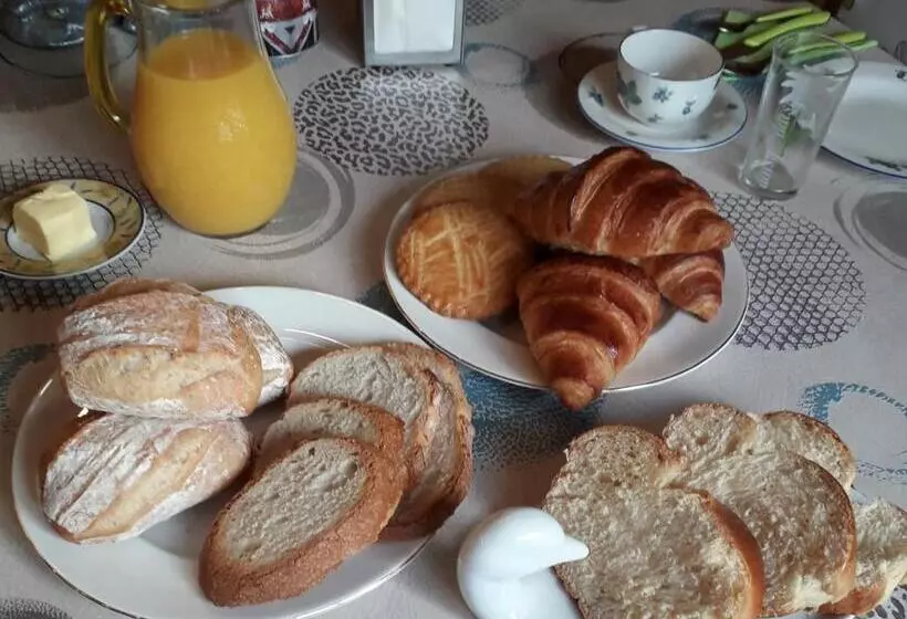 Aamiaismajoitus (B&B) Chambres D'hôtes Le Forgeron