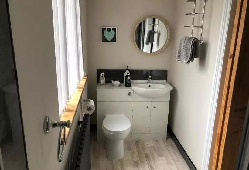 Aamiaismajoitus (B&B) Cross Villa Accommodation