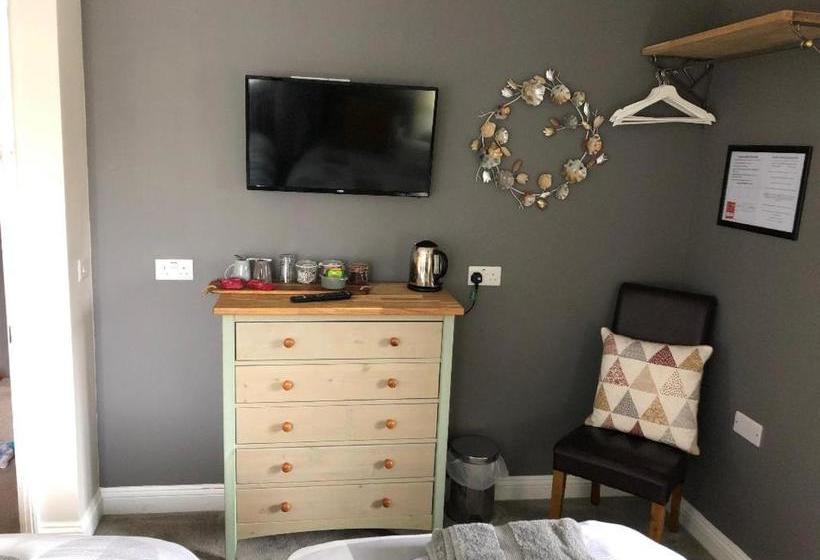 住宿加早餐  Cross Villa Accommodation