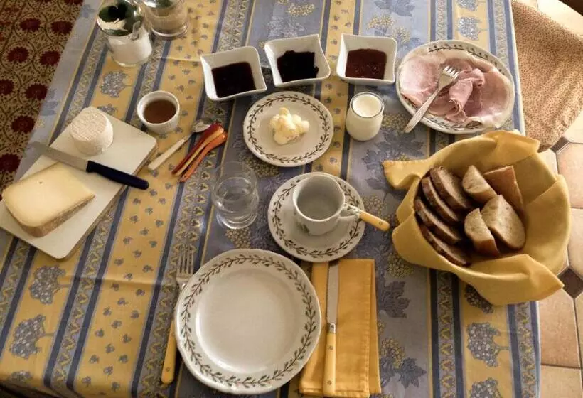 Aamiaismajoitus (B&B) Domaine De Luzenac