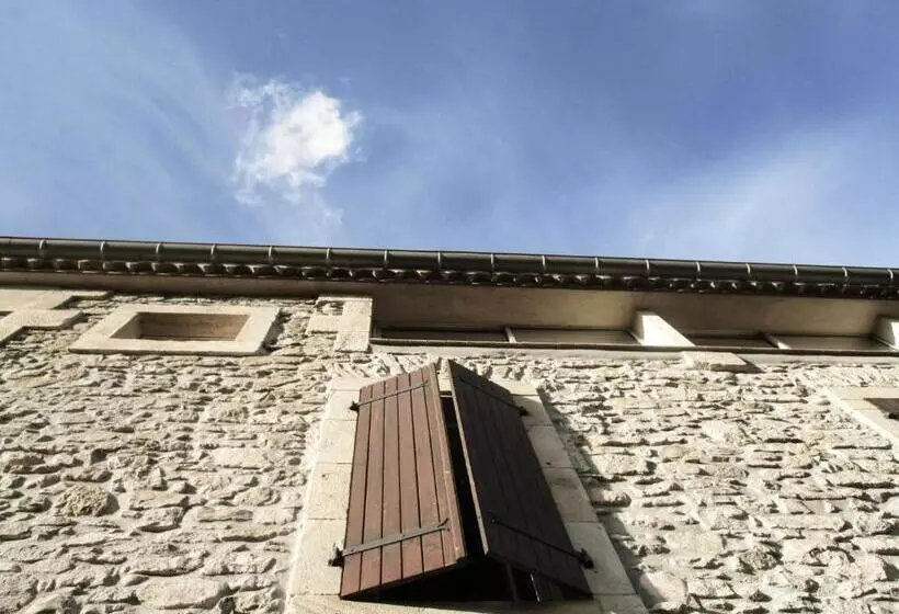 Aamiaismajoitus (B&B) Domaine De Luzenac