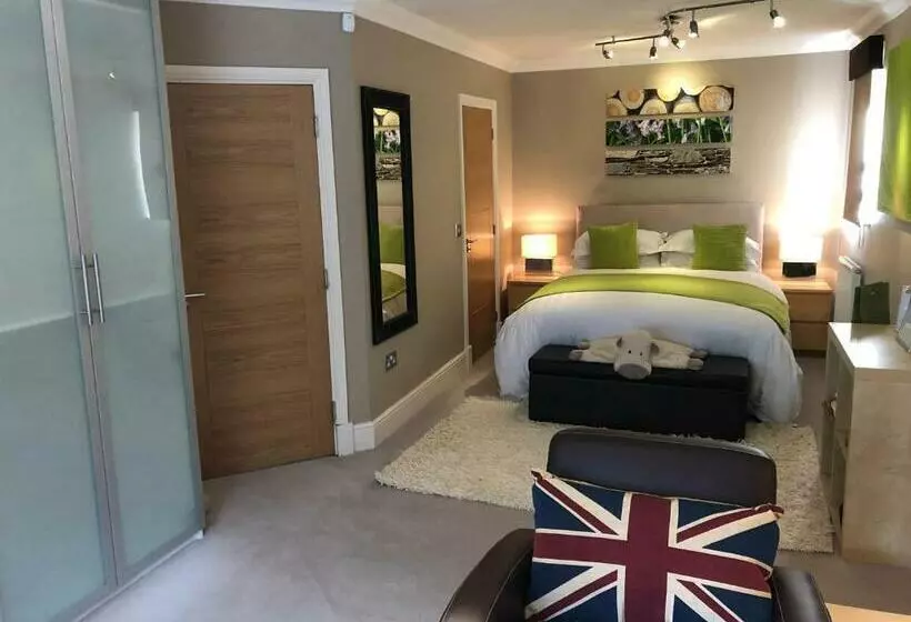 ベッドアンドブレックファースト Keepers Lodge