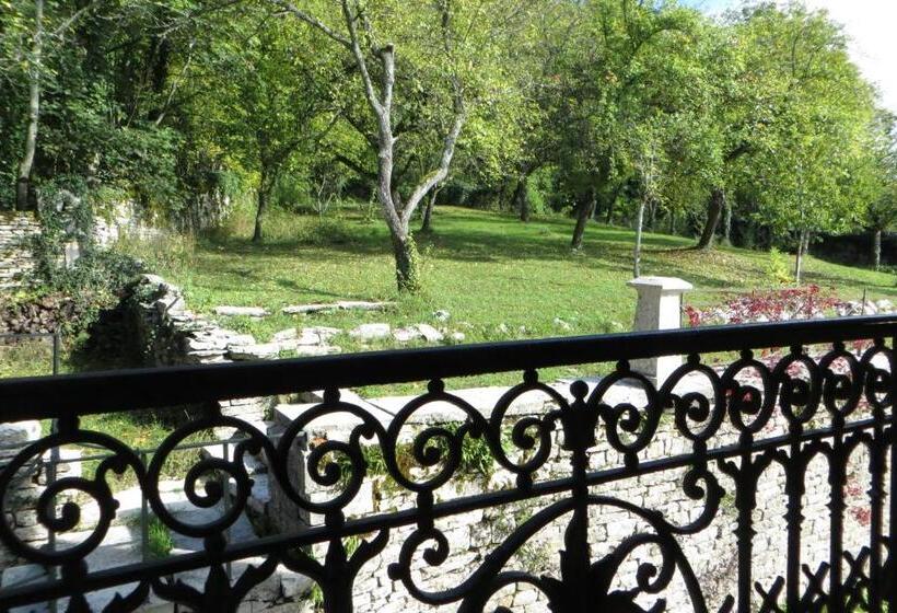 مبيت وإفطار Le Bailli De Montsaugeon