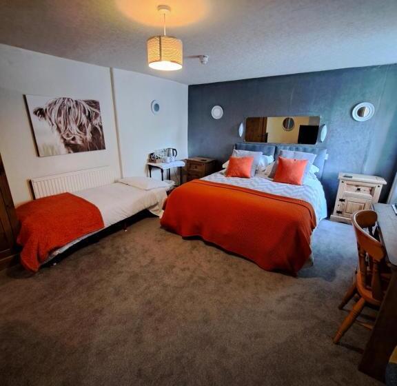 مبيت وإفطار The Ship Inn