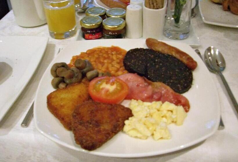 مبيت وإفطار The Ship Inn