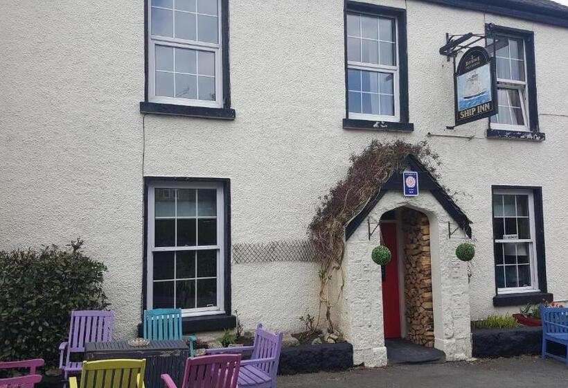 مبيت وإفطار The Ship Inn