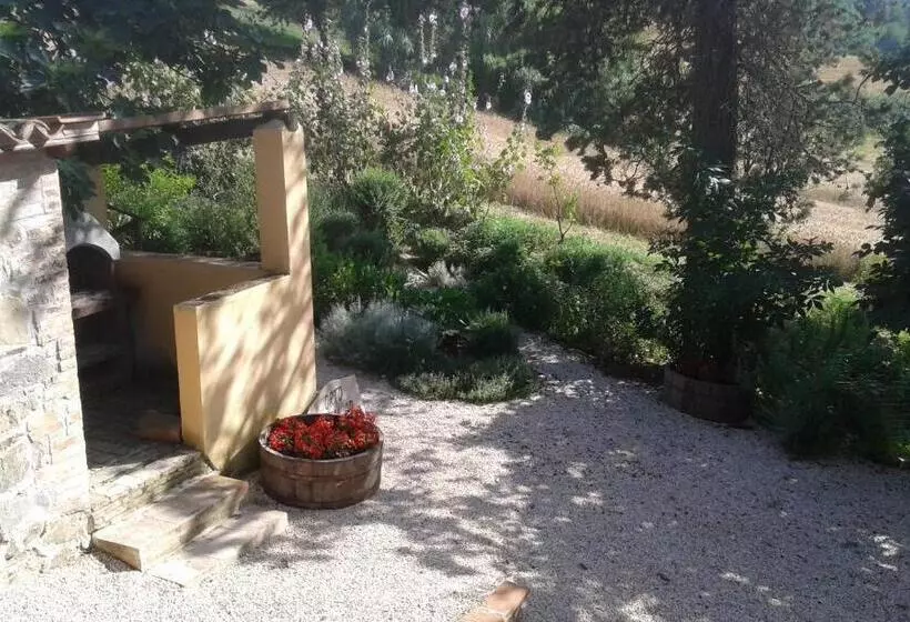 Hotelli Agriturismo Il Truffarello Todi