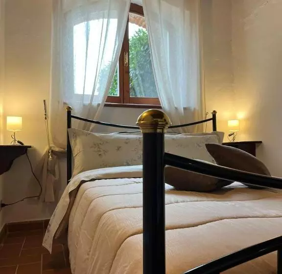 Hotelli Agriturismo Palazzo Val Del Sasso