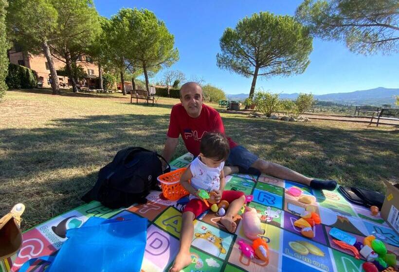 Отель Agriturismo Palazzo Val Del Sasso